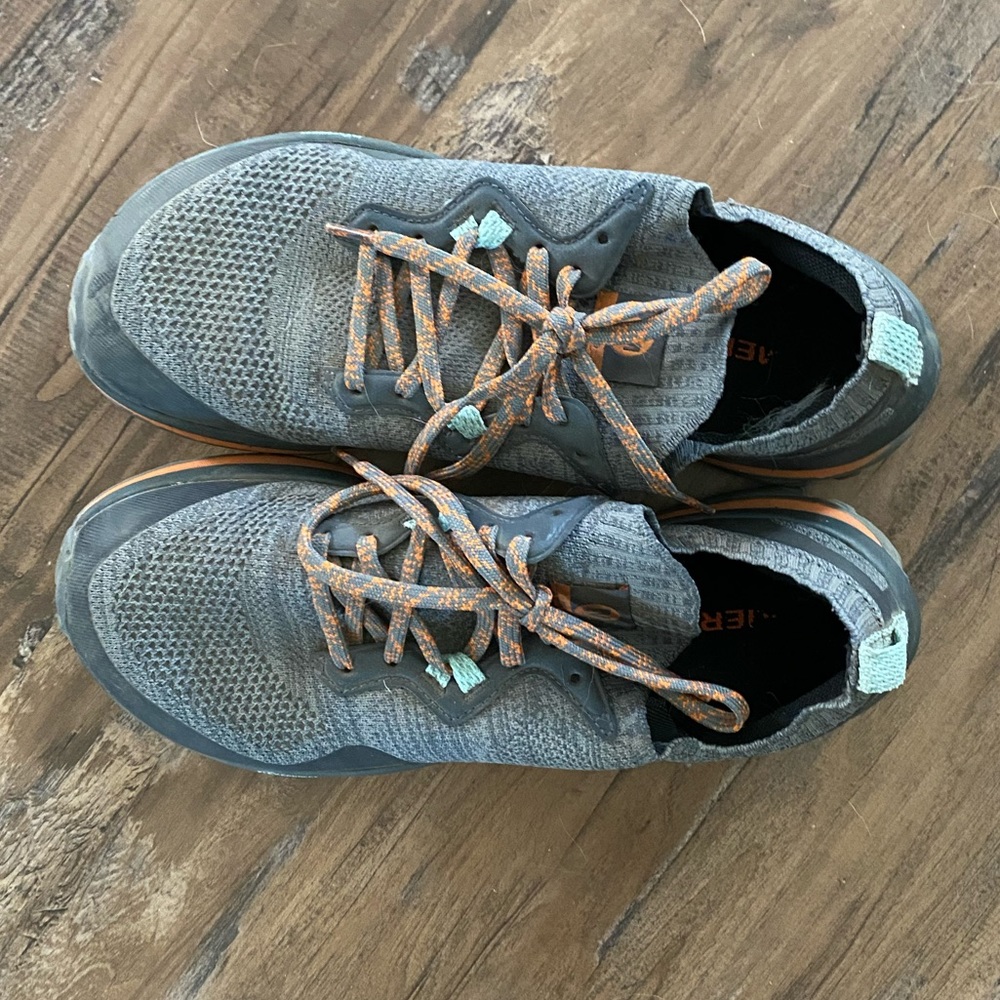 Merrell trail runners Sz 8.5 - like new